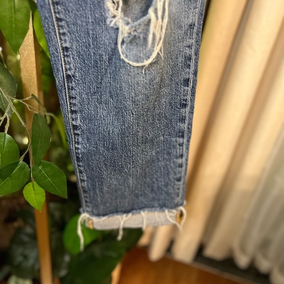 ANTHROPOLOGIE PIlcro The Vintage Straight Distressed Jeans Size 32 - Picture 9 of 13